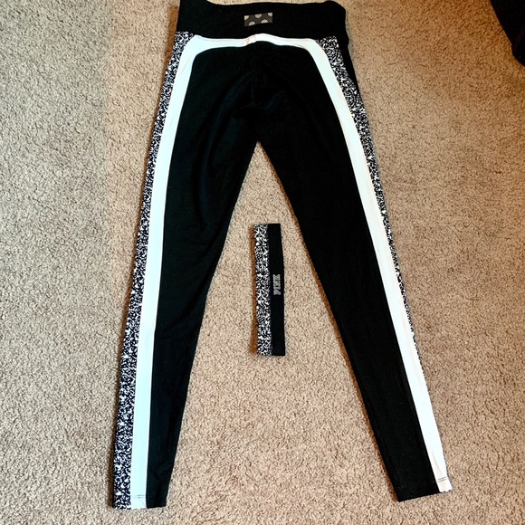 SOLD MER///HTF VS Pink Ultimate Leggings & Matchin - Picture 3 of 8